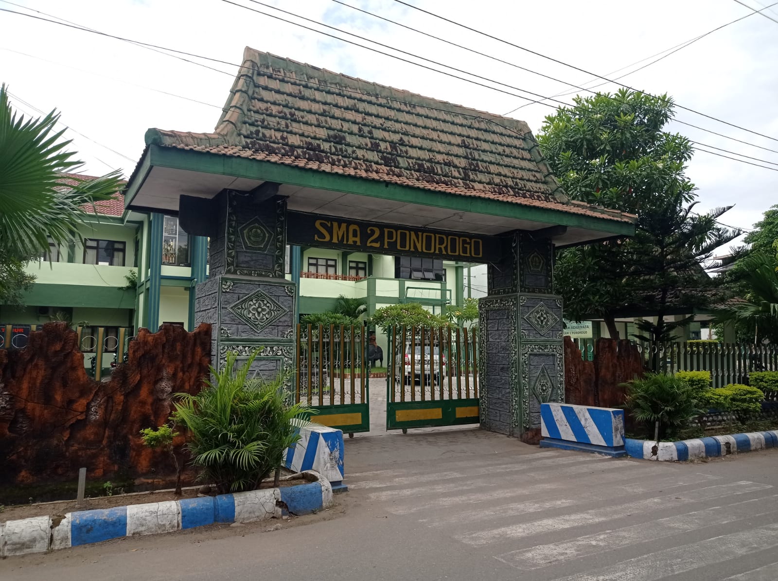 Ditemukan Banyak Kasus Positif Covid, 2 SMA di Ponorogo Akhirnya Daring Lagi