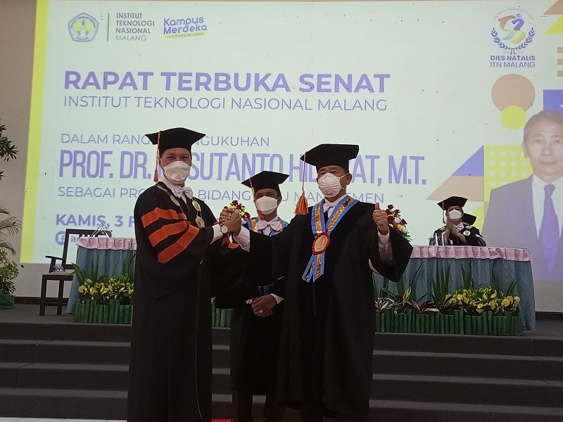 Profesor ke - 9 Bidang Ilmu Manajemen Dikukuhkan oleh Rektor ITN Malang