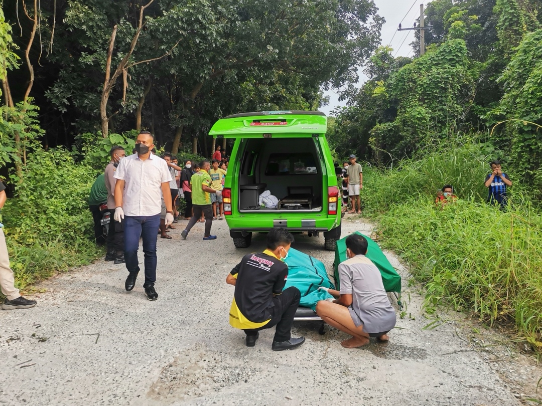 Mayat Pria Tanpa Busana Ditemukan Mengapung di Telogo Dowo Gresik