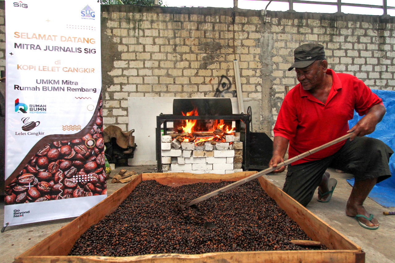 Binaan Semen Gresik, Omzet UMKM Produk Kopi di Rembang Ratusan Juta per Bulan