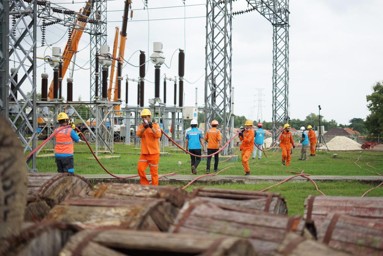 Sistem Kelistrikan Madura Pulih 100 Persen, PLN: Listrik Seluruh Pelanggan Kembali Menyala