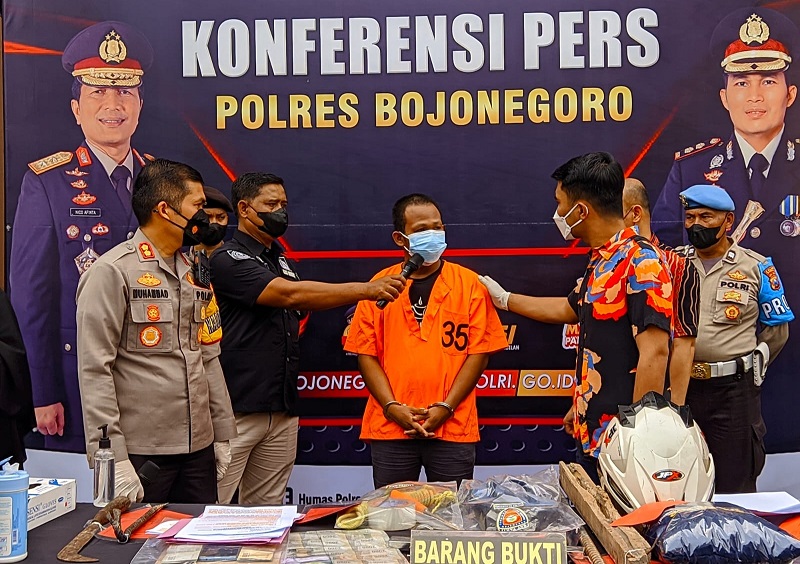 Seorang Ojol di Bojonegoro Curi Mixer Masjid, Beraksi di 4 TKP