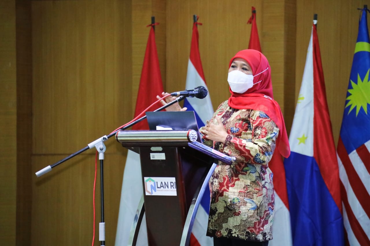 Begini Resep Kepemimpinan 'Sat-Set' ala Gubernur Khofifah