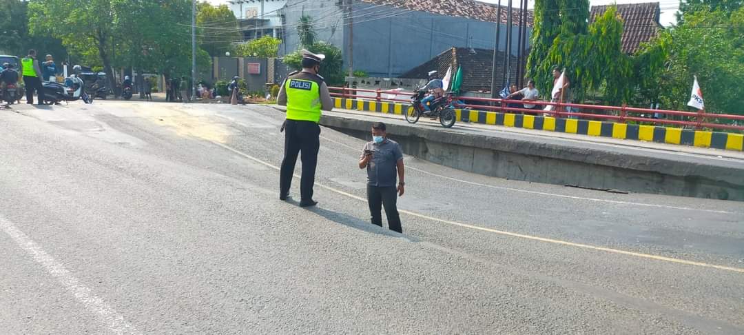 Bupati Yes Gercep Koordinasi BPJN Untuk Percepat Normalisasi Jembatan Ngaglik Yang Ambles