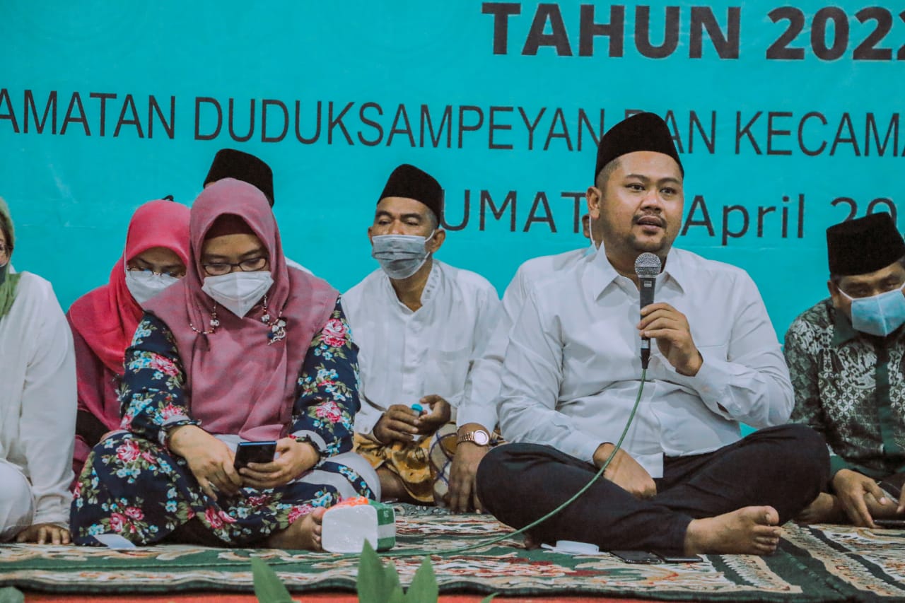 Safari Ramadan, Bupati Gresik Dicurhati PDAM Hingga Lintasan KA Tanpa Palang Pintu