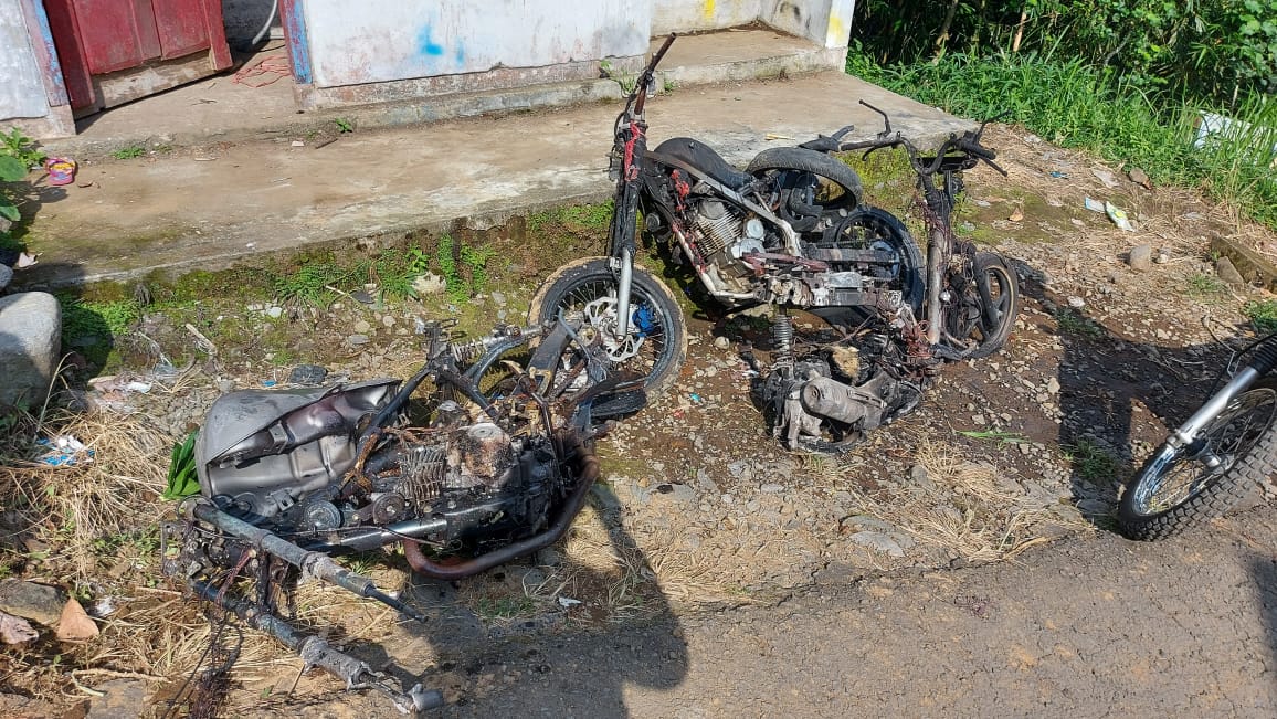 Toko Kembang Api di Tulungagung Terbakar, 5 Motor Jadi Arang