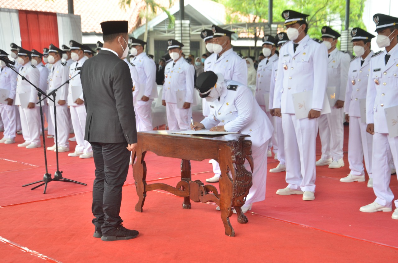 Begini Pesan Bupati Gresik Kepada Kepala Desa Terpilih yang Dilantik Hari Ini 
