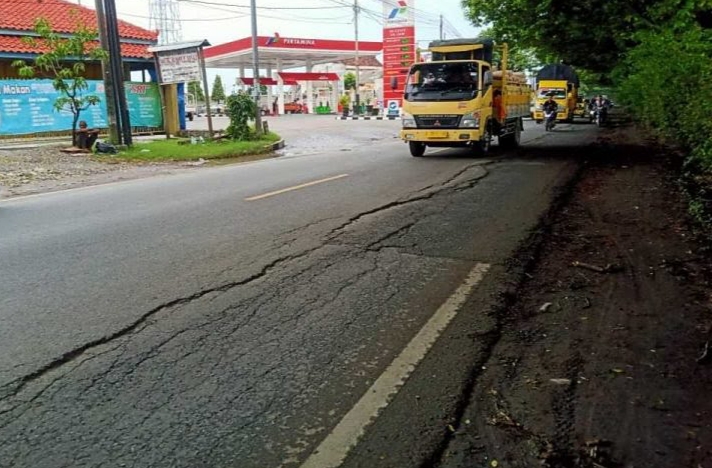 Jalan Balen-Baureno Bakal Dilebarkan Tahun Ini