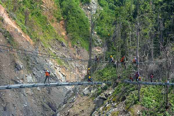 Jembatan Gantung Gladak Lumajang Ditargetkan Selesai Sebelum Lebaran