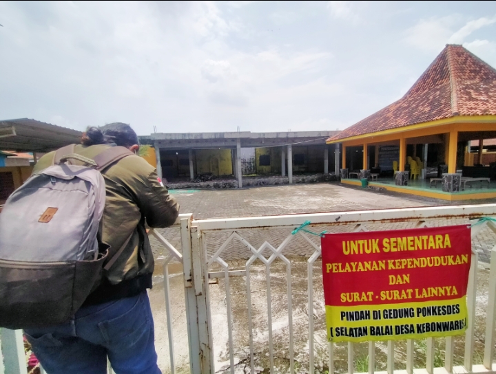 Kehabisan Anggaran, Proyek Rehab Balai Desa Kebonwaris Pandaan Mandek