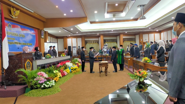 Ali Mahmudi Resmi Jabat Anggota DPRD Gresik 2019-2024