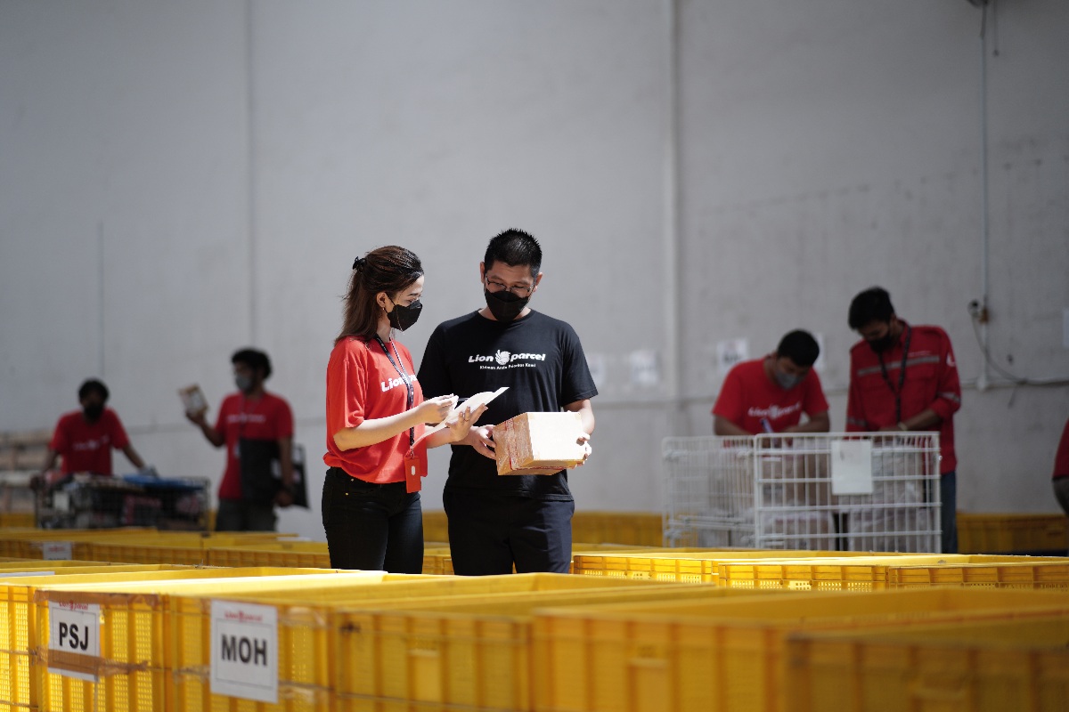 Perkuat Infrastruktur Pengiriman, Lion Parcel Operasikan Gudang Baru di Surabaya