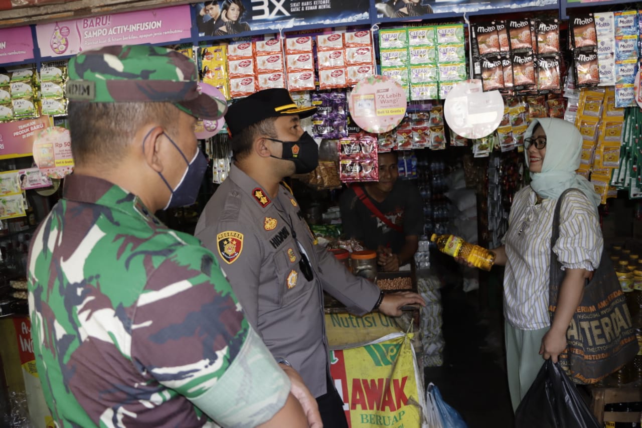 Sidak ke Pasar, Harga Migor  Curah di Jombang Sesuai HET
