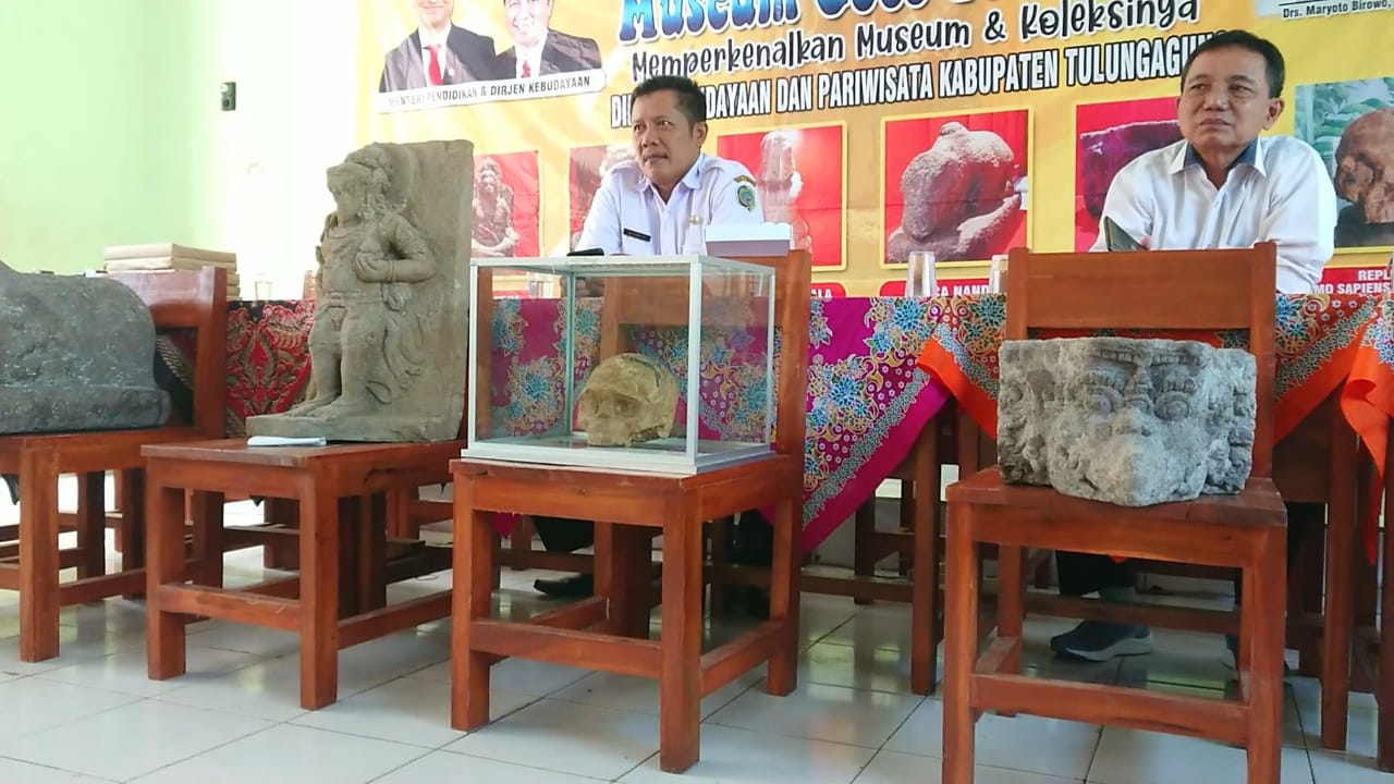 Disbudpar Pamerkan Koleksi Museum Kepada Pelajar Tulungagung