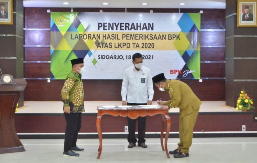 Kontraktor Diminta Bertanggung Jawab Atas Kekurangan Volume Pekerjaan Beberapa Proyek di Gresik Sesuai Temuan BPK
