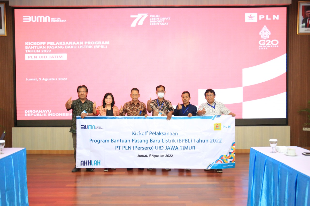 PLN Tingkatkan Rasio Elektrifikasi