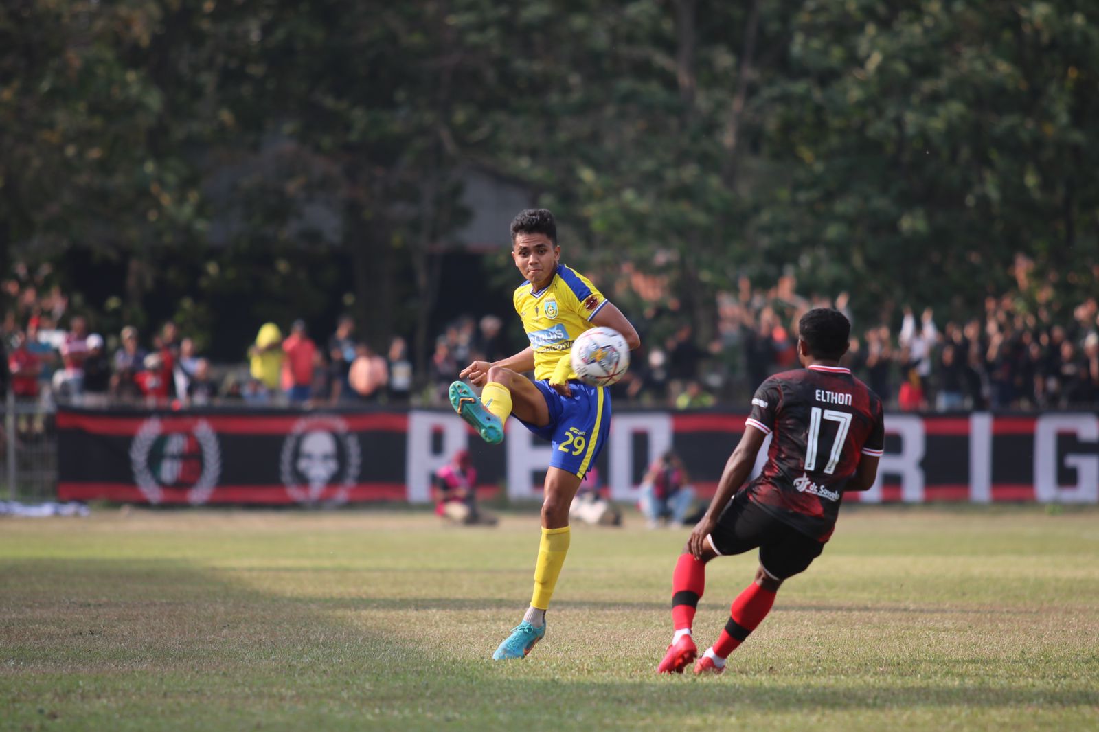 Gresik United Tumpul Saat Melawan Persekat Tegal, Hanya Mampu Bermain Imbang Tanpa Gol