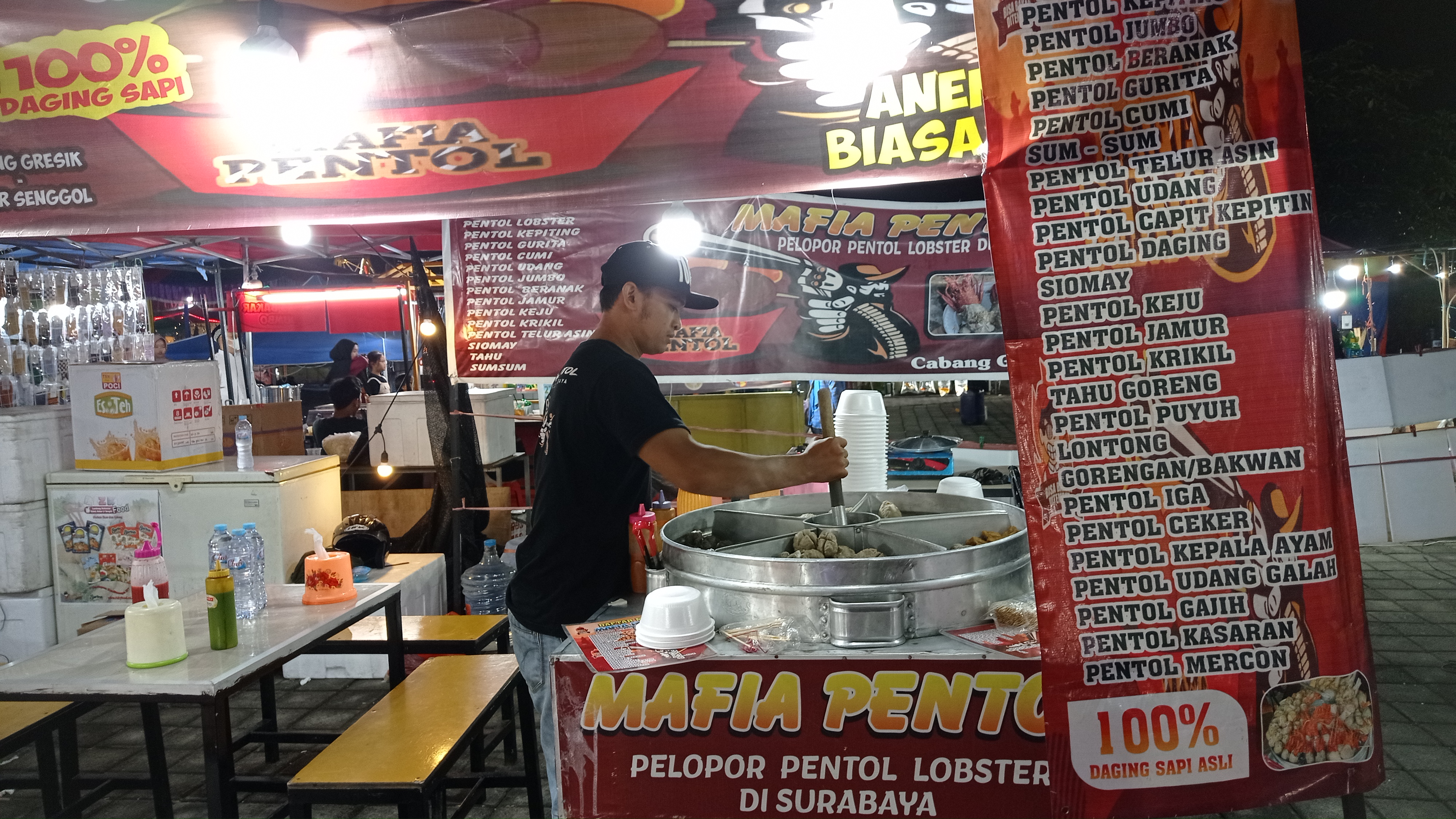 Event Pasar Malam di Gresik Diserbu Masyarakat