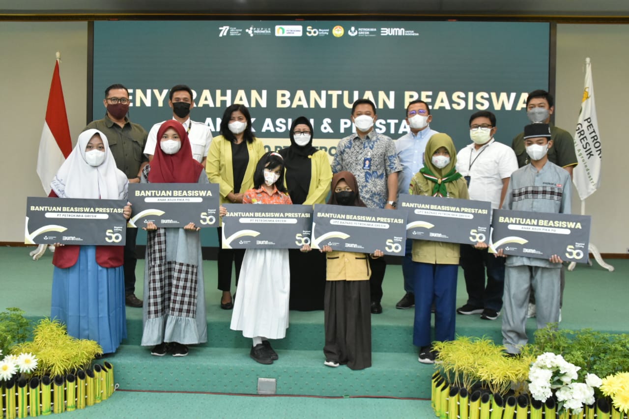 Petrokimia Gresik Salurkan Beasiswa Untuk 331 Anak Asuh Ring 1