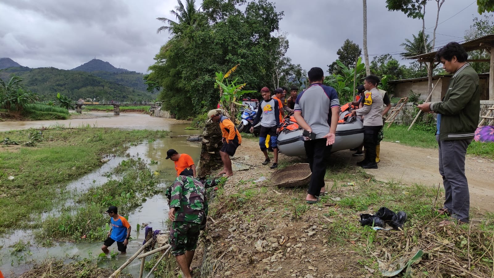 Dua Pelajaran Asal Arjosari Terseret Arus Sungai, Satu Ditemukan Meninggal Dunia