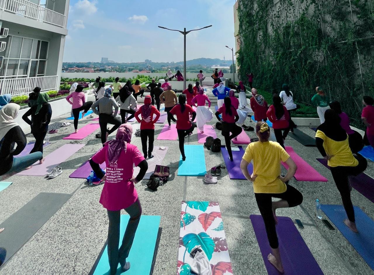 Ada Event Yoga di Icon Apartment, Terbuka Untuk Umum Loh!