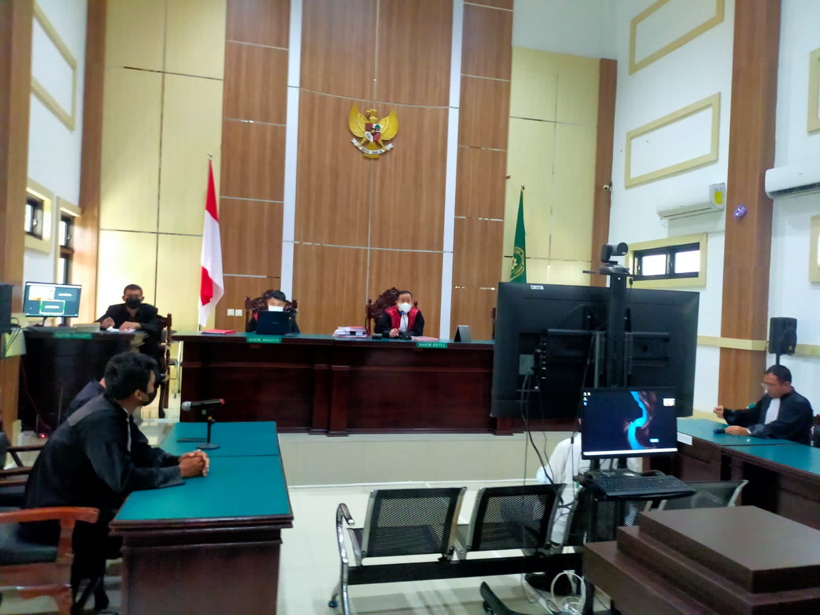 Terdakwa Tambang Ilegal Bulusari Lakukan Pembelaan, JPU Minta Hakim Jatuhkan Hukuman Setimpal
