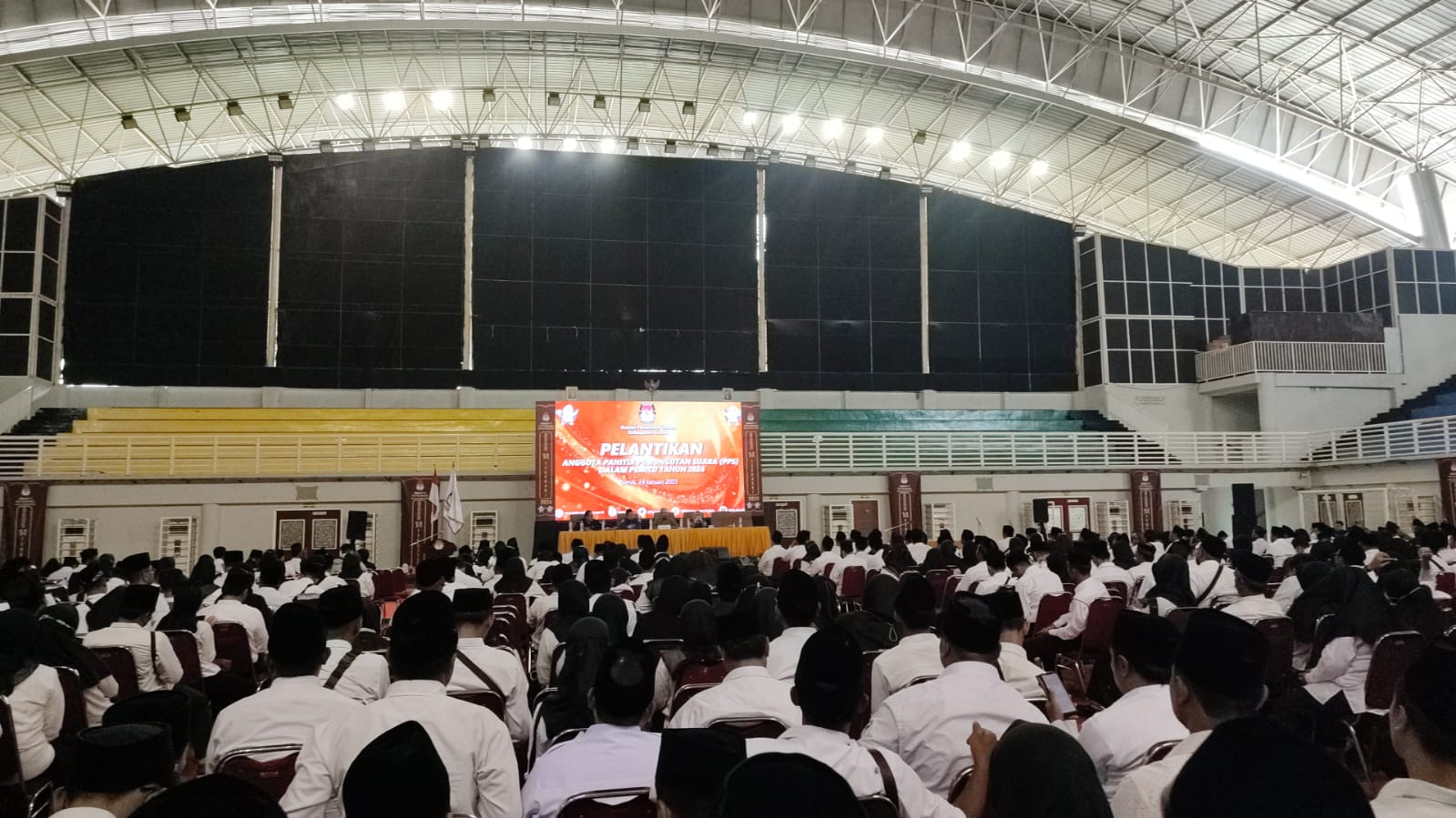 KPU Gresik Lantik Ribuan PPS, Tiga Orang Diduga Pengurus Parpol