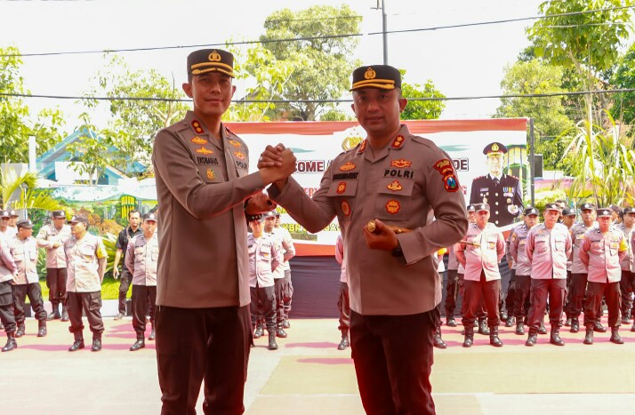 Jabatan Kapolres Jombang Diserahterimakan dari AKBP Moh. Nurhidayat ke Kapolres AKBP Eko Bagus Riyadi