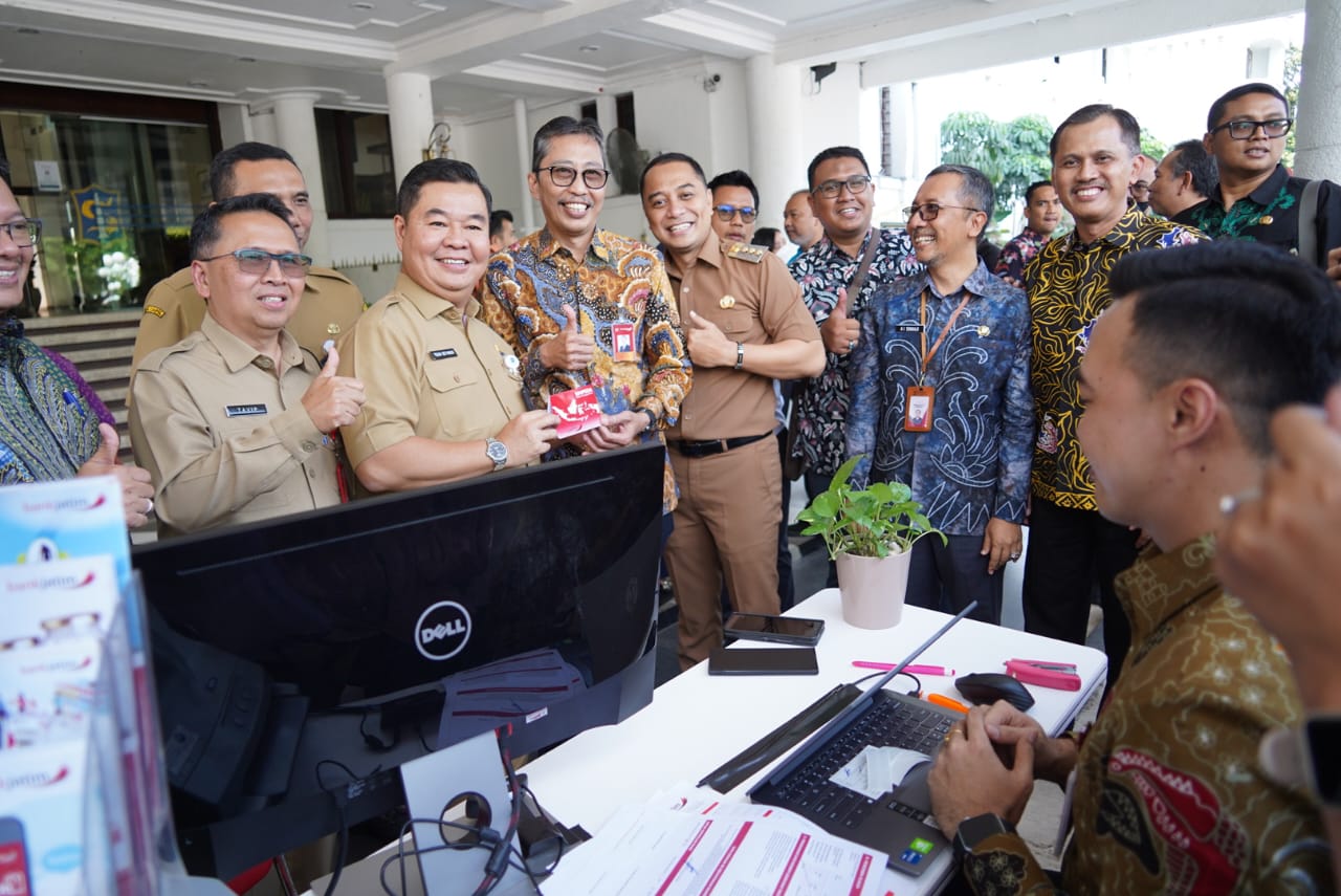 Bank Jatim Jadi Bank Pertama di Indonesia yang Menerapkan IKD For Banking
