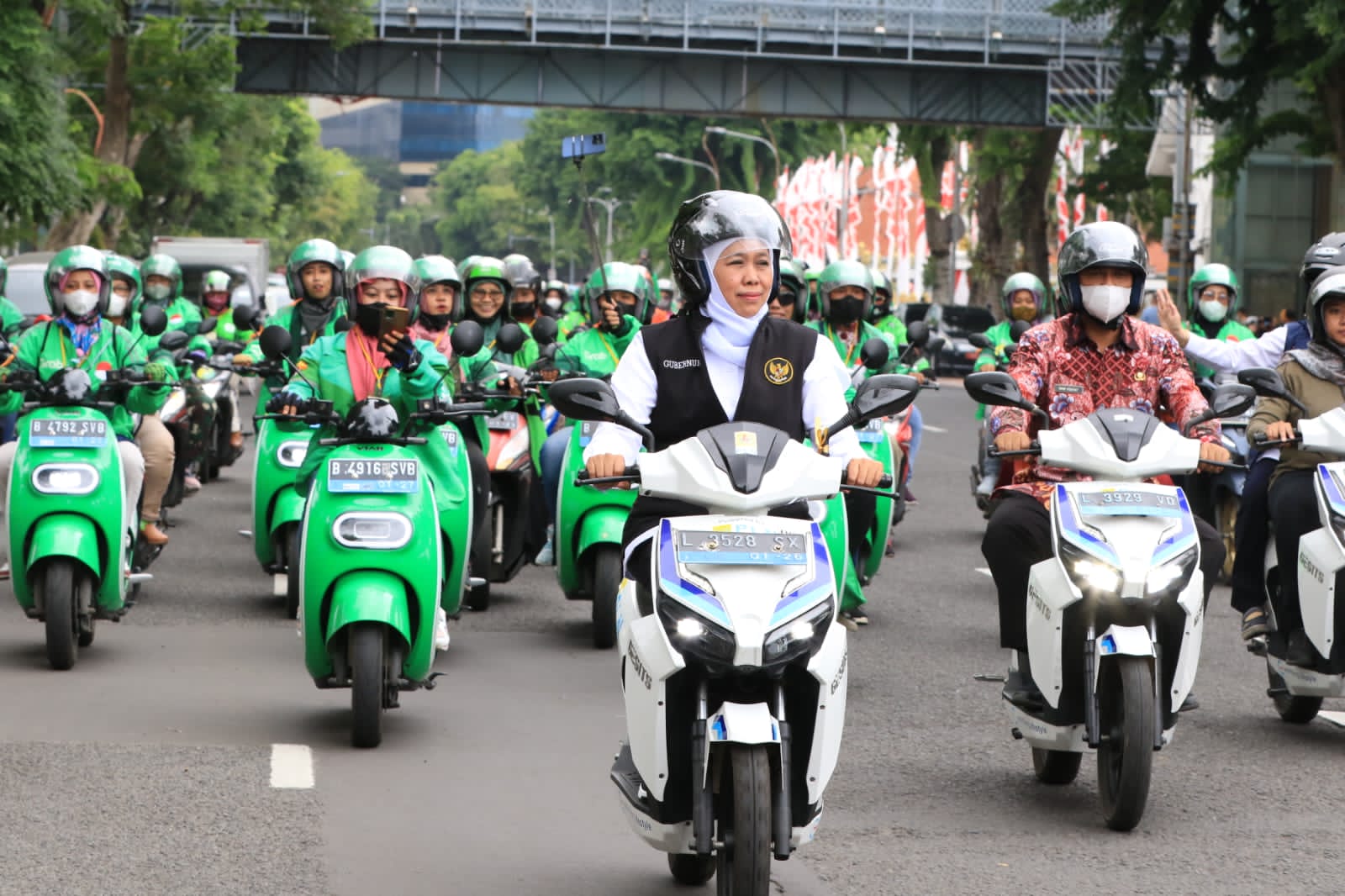 Segini Besaran Tarif Ojol dan Taksi Online di Jatim Berdasarkan Kepgub Terbaru Khofifah