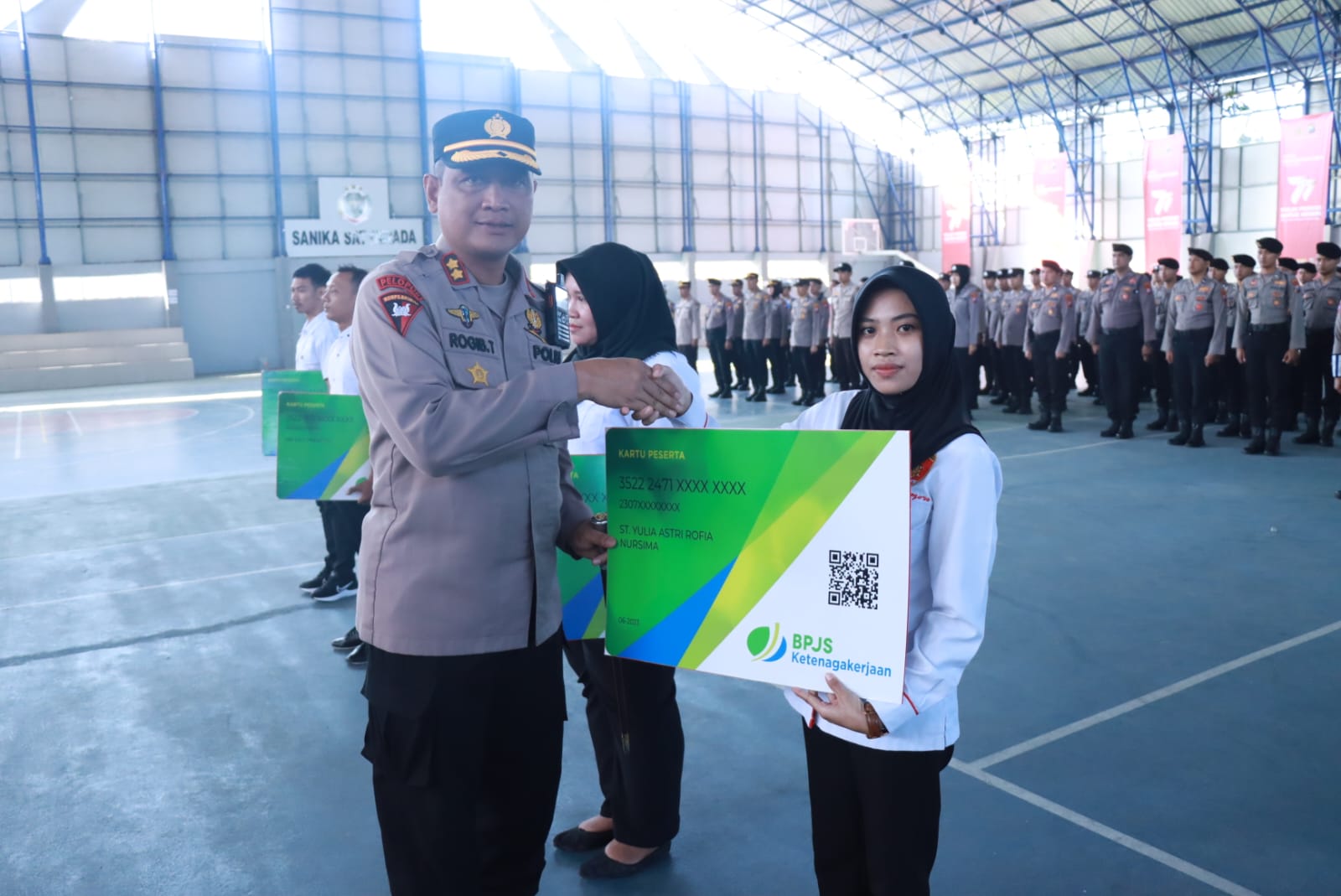 122 THL Polres Bojonegoro di Berikan Kartu BPJS Ketenagakerjaan