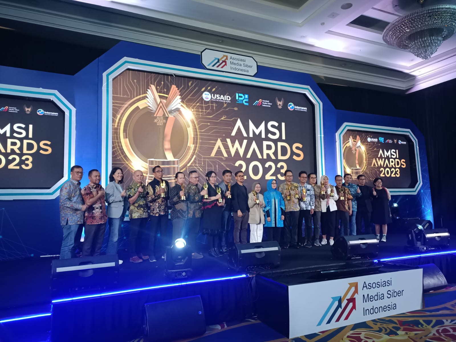 Digelar di Bandung, AMSI Awards Beri Apresiasi 12 Media Online