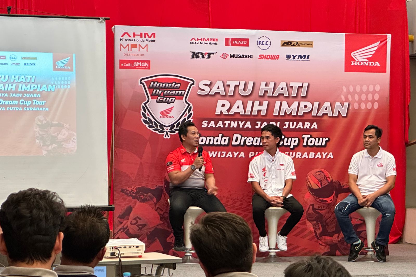 Pembalap Muda Surabaya, Gerry Salim Ramaikan HDC Tour Seri Surabaya