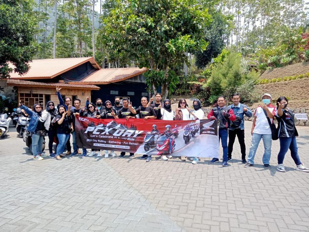 Sabtu Seru, 200 Pengguna Honda PCX Ikuti PCX Day