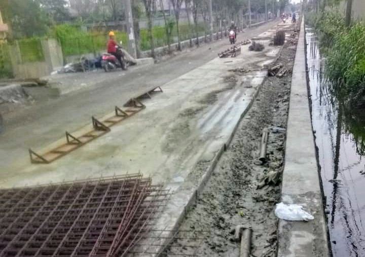 Jalan Raya Sumput Driyorejo Langganan Banjir, Pemkab Tinggikan Jalannya