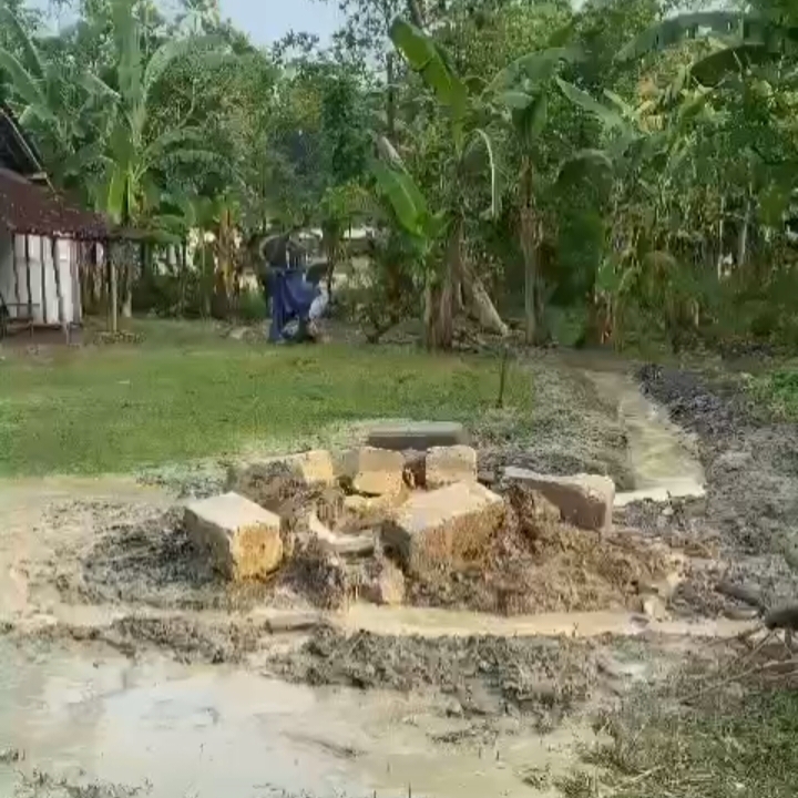 Ini Hasil Laboratorium Semburan Lumpur Berbau Belerang di Sidomulyo Bojonegoro