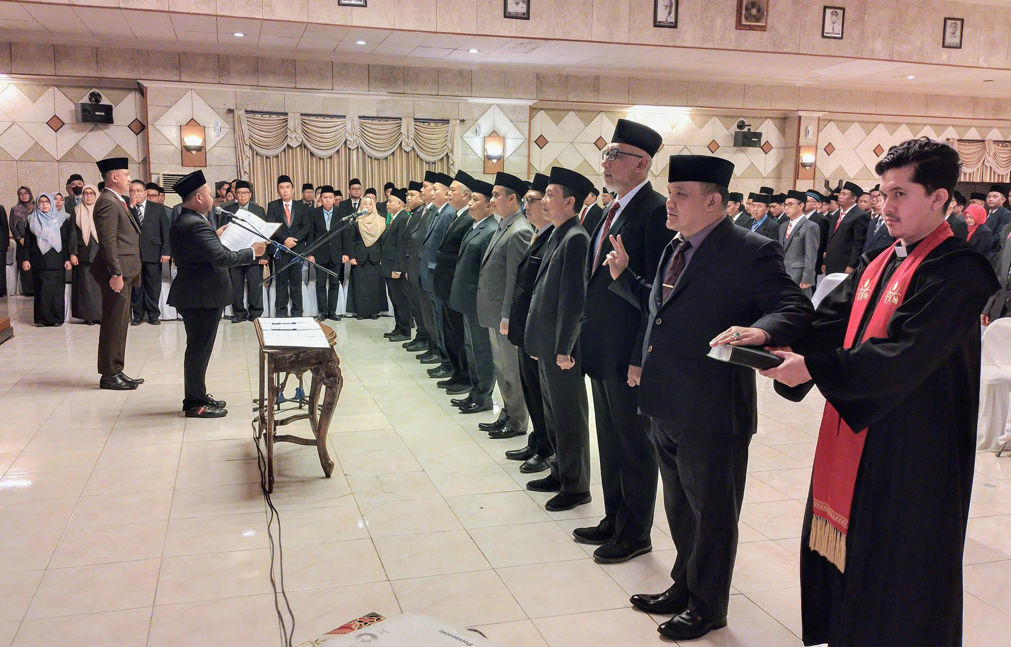 Mutasi ASN 2024 di Gresik Bergulir, Berikut Ini Kepala Dinas Pemkab Gresik yang Berganti