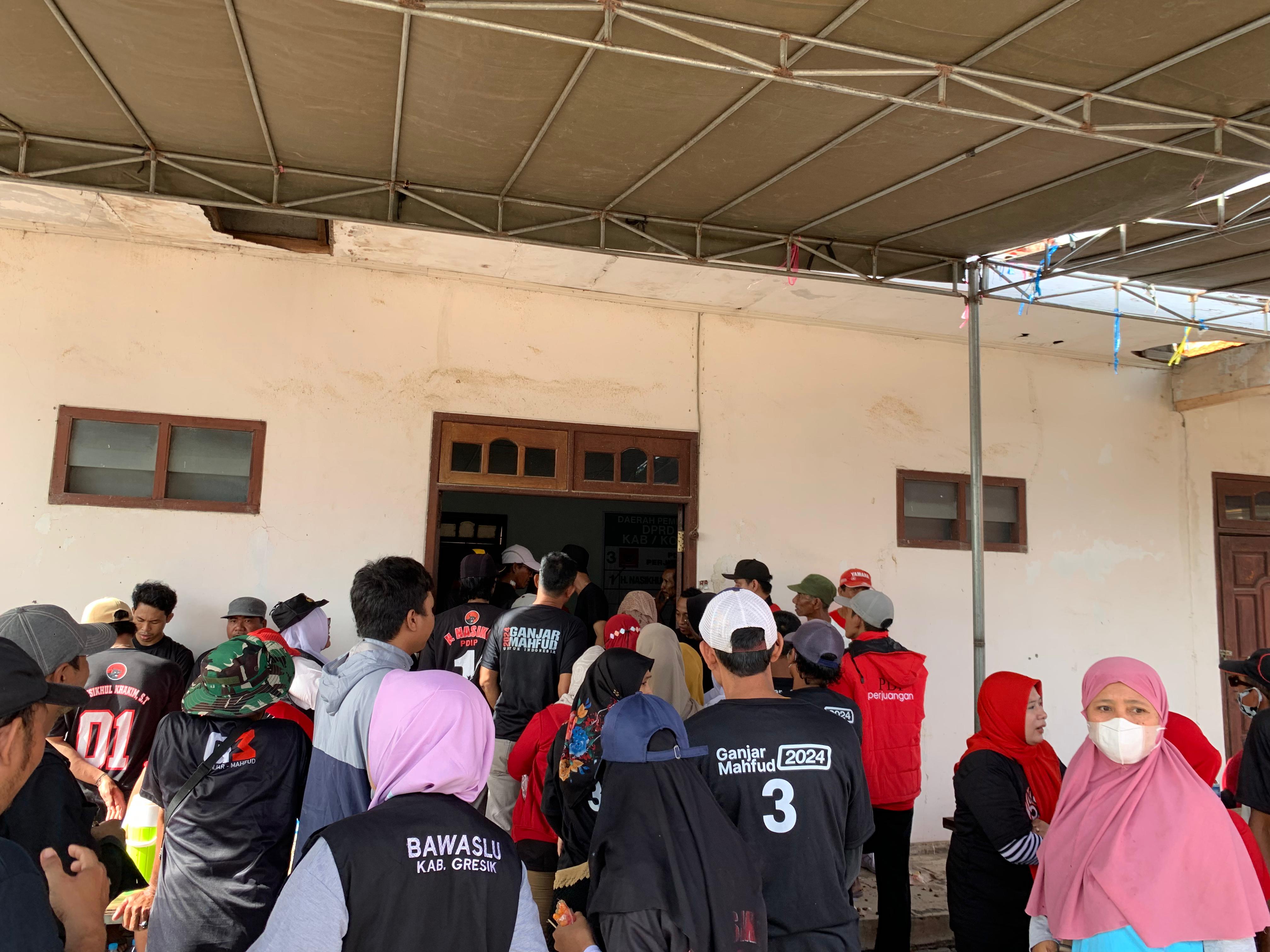 Jatim Beragam Ajak Nelayan dan Petambak di Gresik Dukung Ganjar-Mahfud