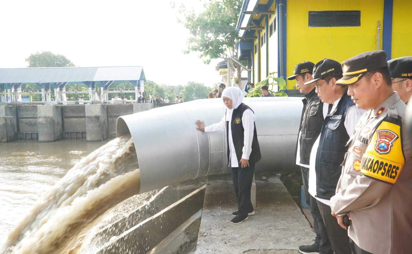 Diresmikan Gubernur, Pompa Kuro Diharapkan Atasi Banjir di Lamongan