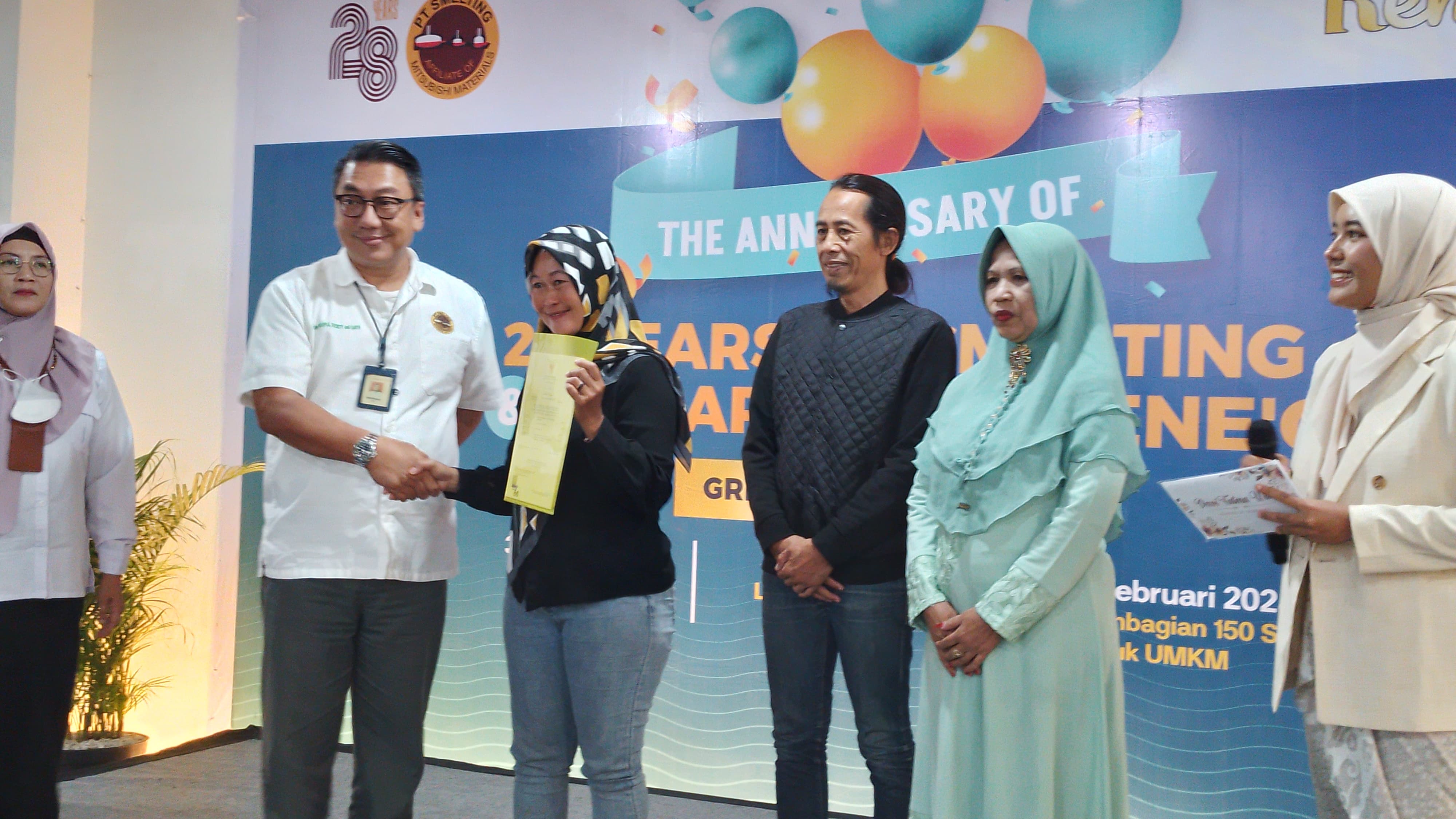 Ulang Tahun ke-28 Tahun PT Smelting dan Setahun Pusat Oleh-oleh Rene'o, 150 Pengusaha UMKM Dapat Sertifikat Halal