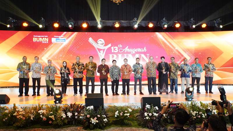 Implementasikan Konsep Green Port, TTL Raih Anugerah BUMN Award 2024