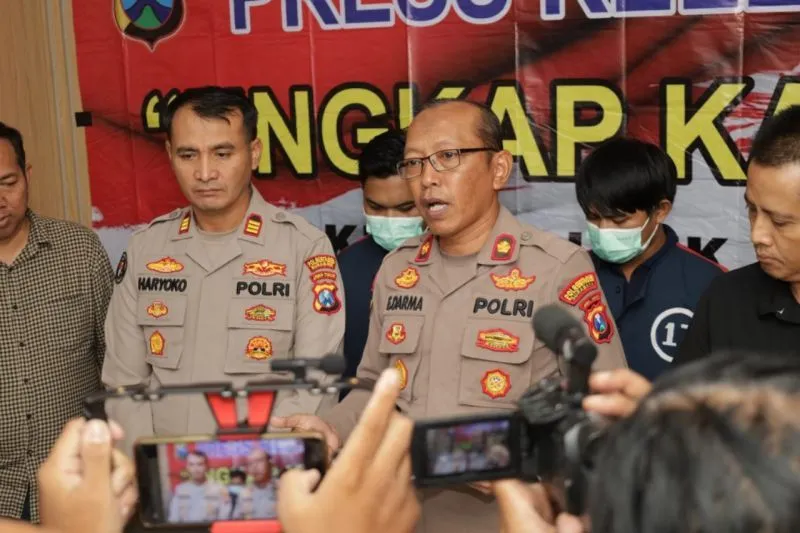 Waspada Uang Palsu Sebelum Lebaran, Komplotan Pemalsu Dibekuk Polsek Gubeng