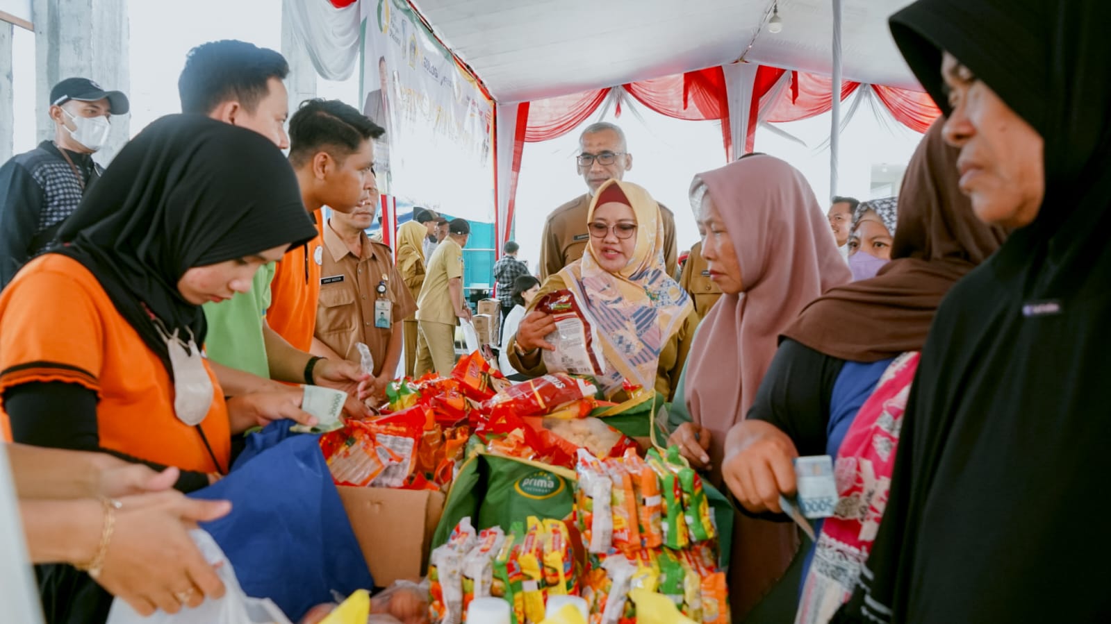Kendalikan Inflasi Menjelang Idul Fitri, Pemkab Gresik Gelar Gerakan Pangan Murah.