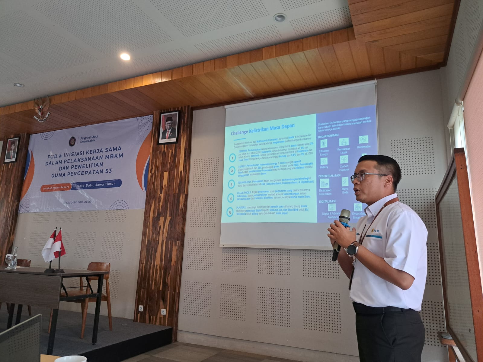 Kolaborasi Akademis Pengembangan Kompetensi Dosen Polinema Dalam Bidang Kelistrikan