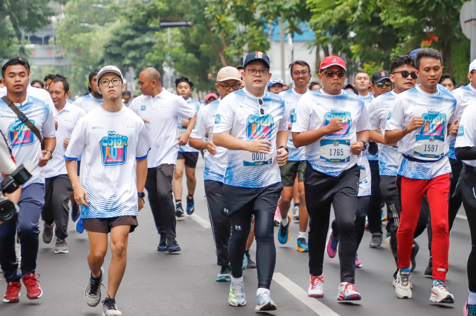 Semarakkan PLN Mobile Color Run 2024, Pj. Gubernur Adhy Fun Run Bersama Ribuan Peserta