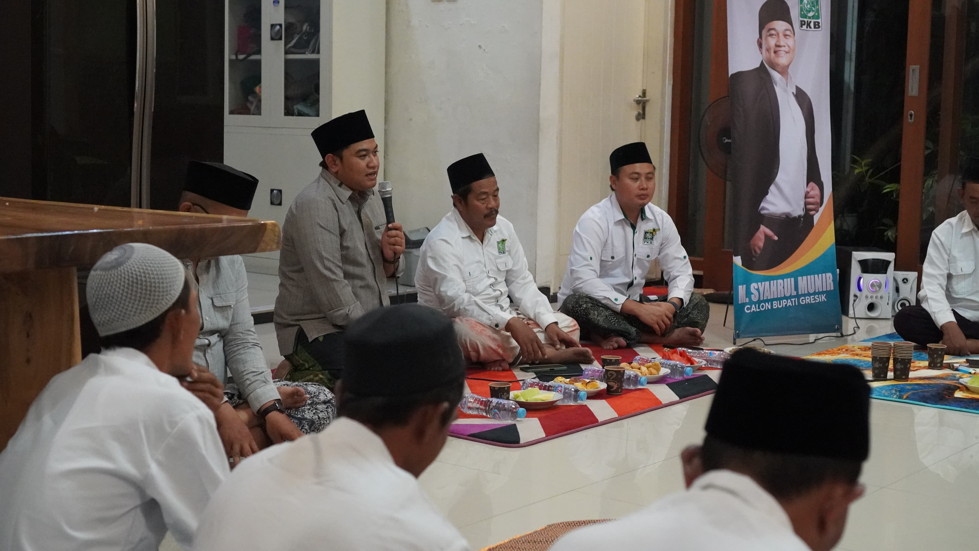 Relawan Gresik Mentas Kecamatan Kedamean Solid Menangkan Syahrul Munir Jadi Bupati