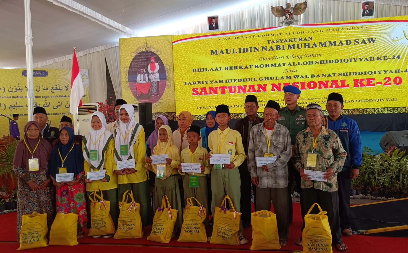 Peringati Maulid Nabi Muhammad, Tarekat Shiddiqiyyah di Jombang Tebar Santunan Seluruh Indonesia Hingga Rp2 Miliar Rupiah