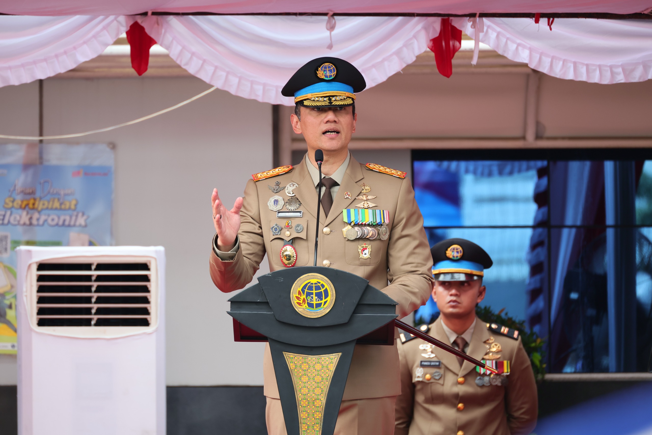 Pimpin Upacara Peringatan HANTARU 2024, Menteri AHY: Penuhi Kebutuhan Masyarakat untuk Dapatkan Kepastian Hukum Hak atas Tanah
