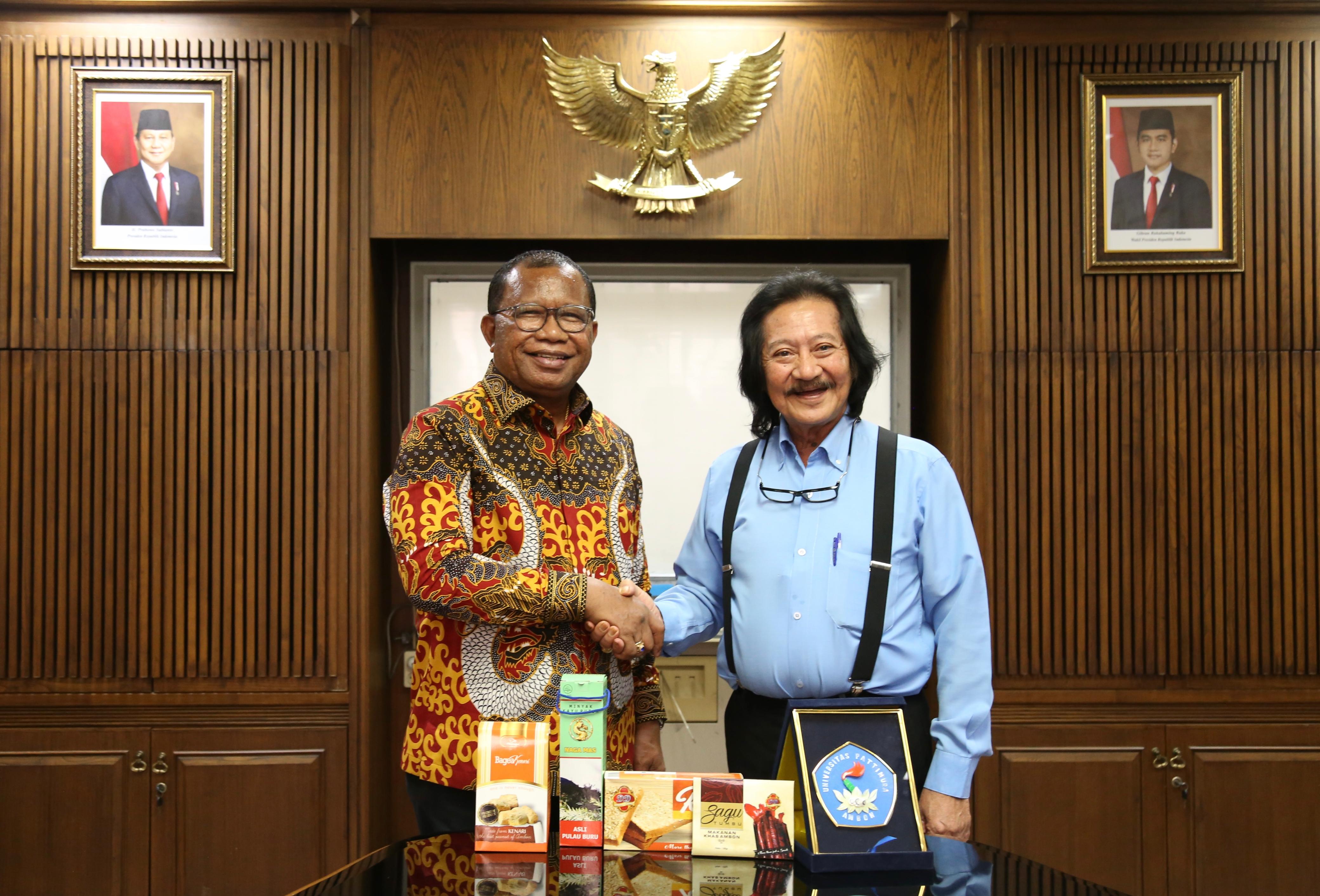Bogasari Mengajar Menjangkau Kampus Indonesia Timur