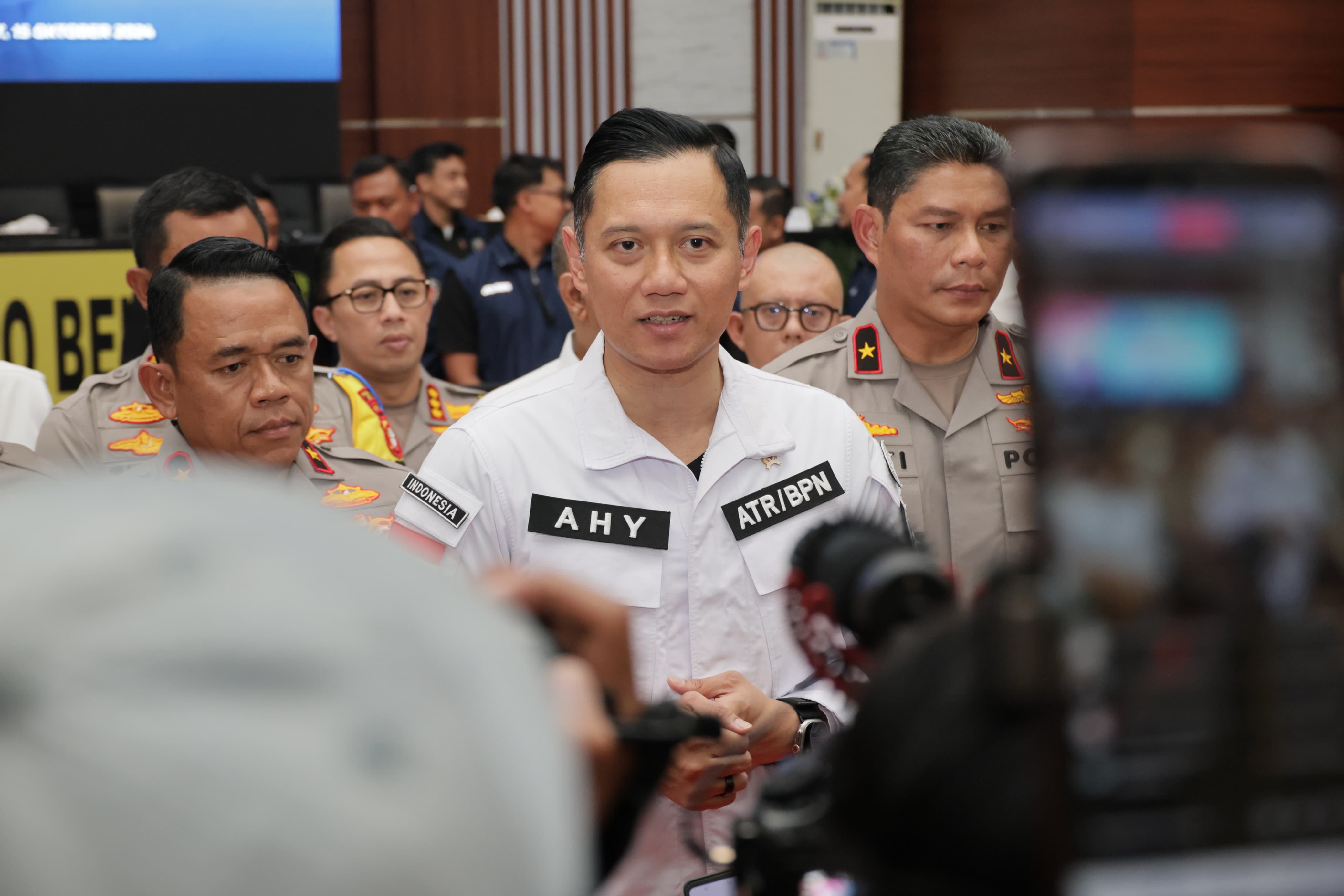 Menteri AHY Kembali Gebuk Mafia Tanah di Jawa Barat